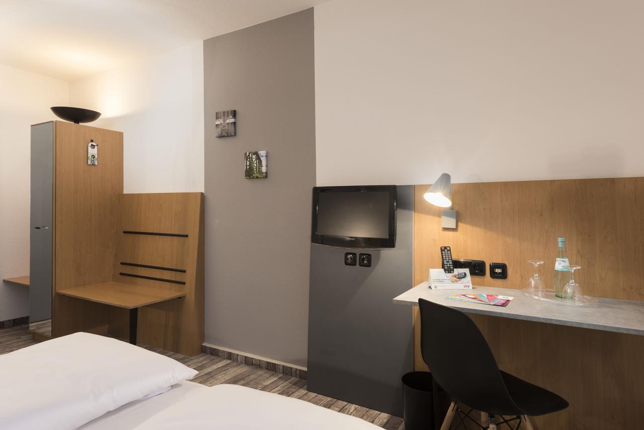 Ibis Styles Hotel Γκελσενκίρτσεν Εξωτερικό φωτογραφία
