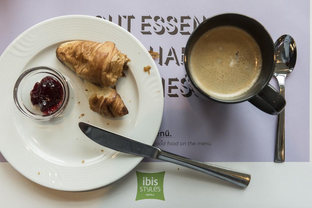 Ibis Styles Hotel Γκελσενκίρτσεν Εστιατόριο φωτογραφία